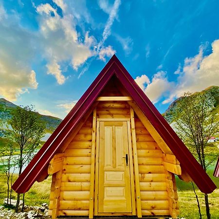Rural Household Minic - Kapetanovo Jezero Hostel โคลาชิน ภายนอก รูปภาพ