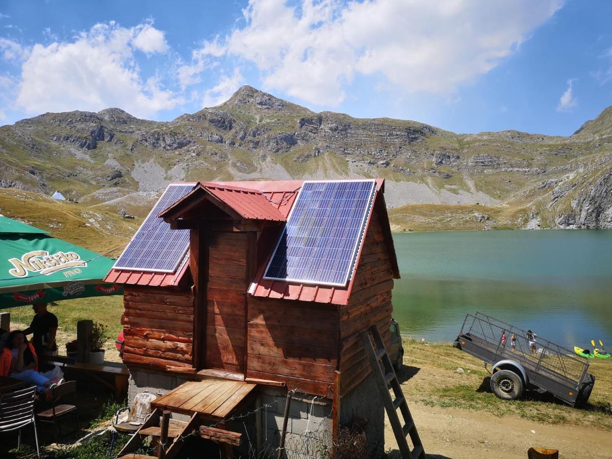 Rural Household Minic - Kapetanovo Jezero Hostel โคลาชิน ภายนอก รูปภาพ