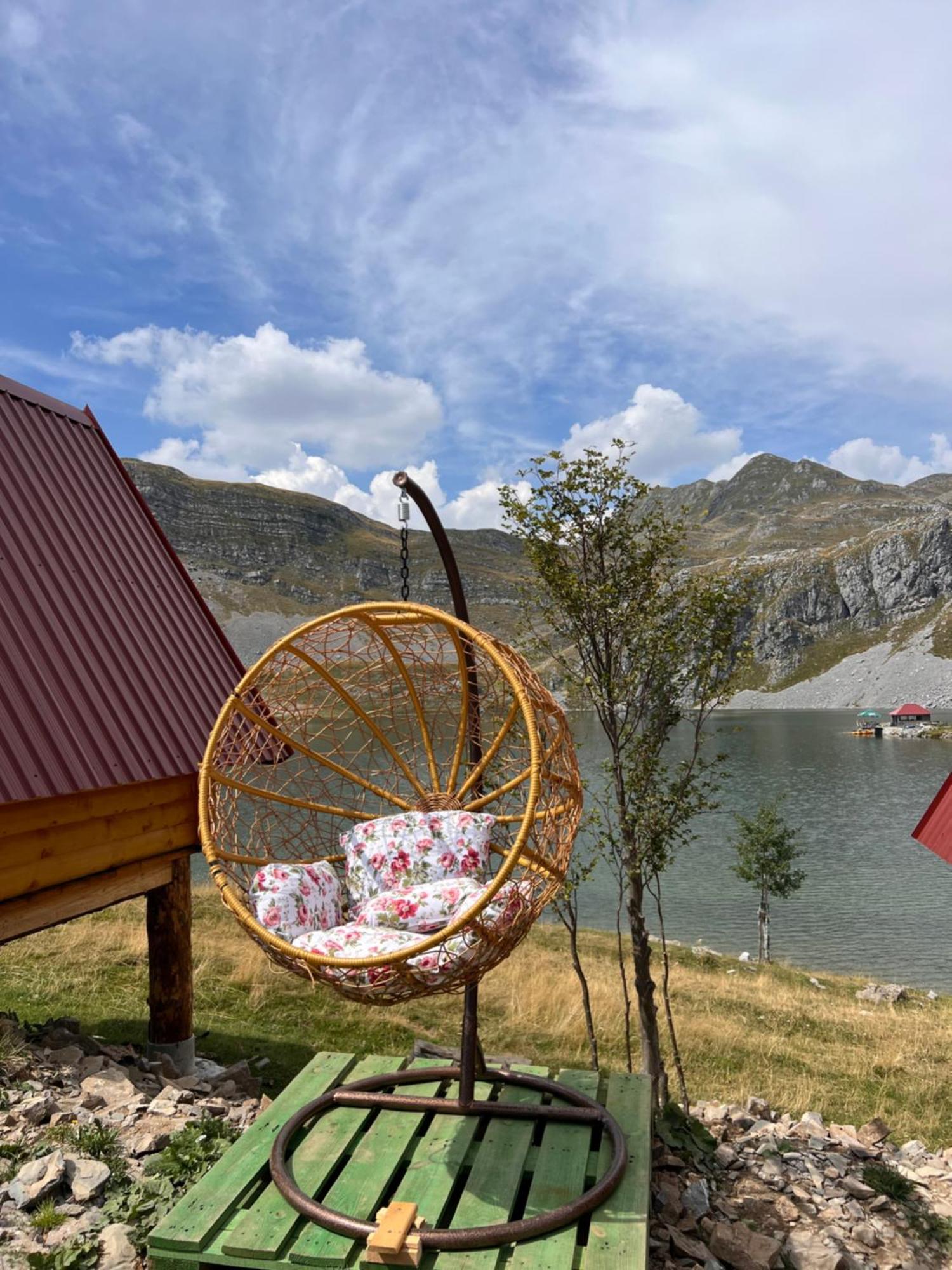 Rural Household Minic - Kapetanovo Jezero Hostel โคลาชิน ภายนอก รูปภาพ